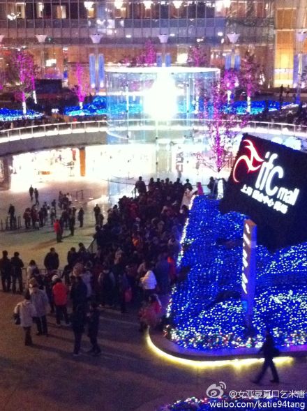 iPhone-4S-launch-queues-China-05
