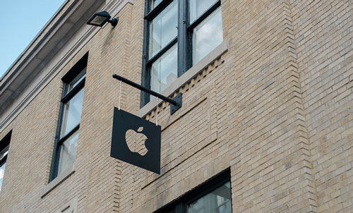 apple-store-soho-nyc-stock_suede-sweden