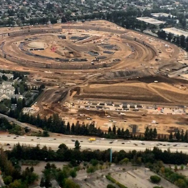 Campus-2-Apple-1