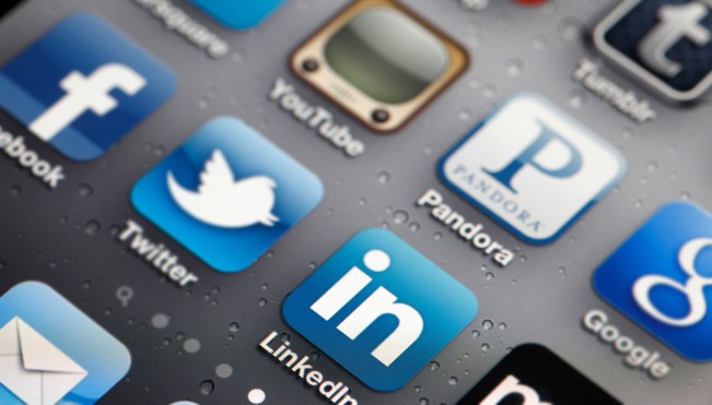 apple-social-networks