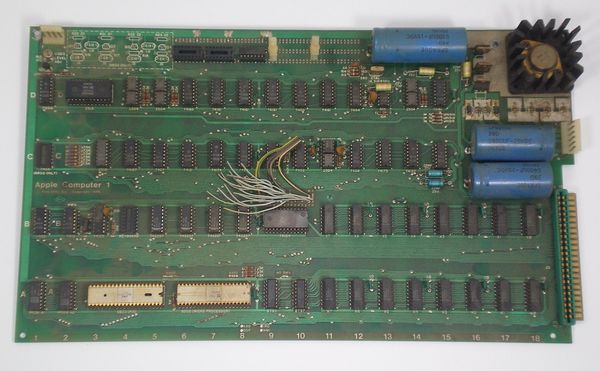 apple-1