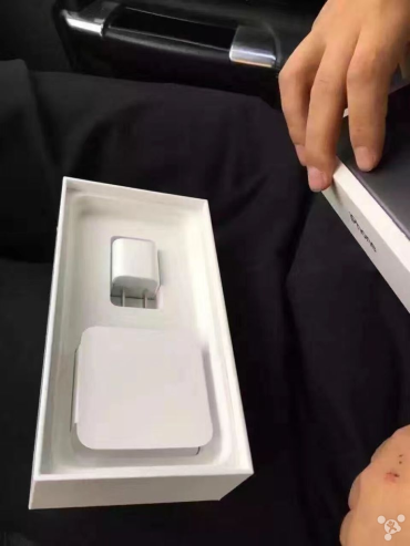 iphone-7-unboxing-1