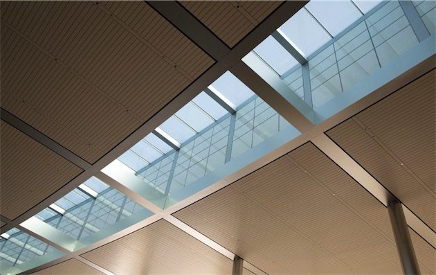 apple-campus-2-baies-vitrees
