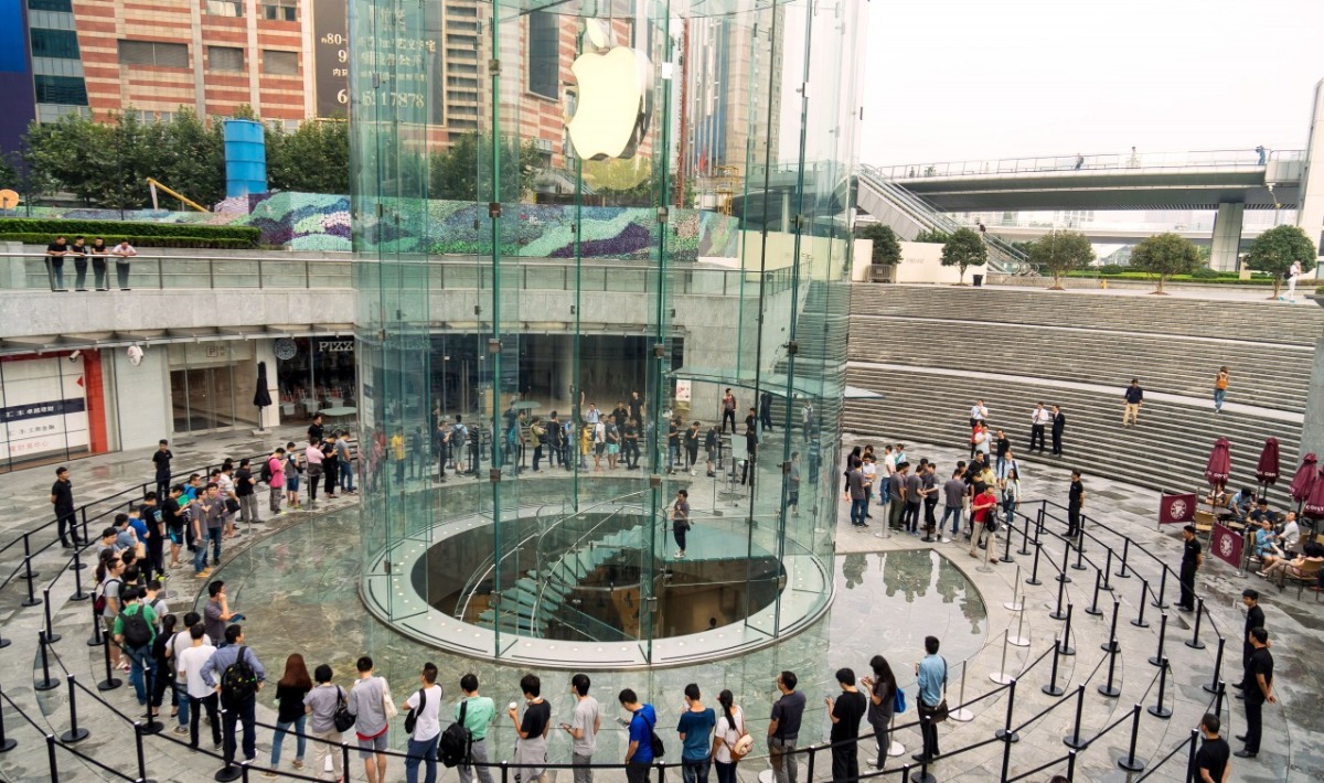 apple store place de la liberte