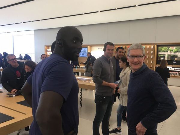 tim cook