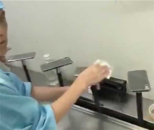 Des iPhones 8 filmés chez Foxconn