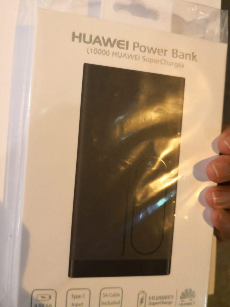 Huawei distribue des batteries externes