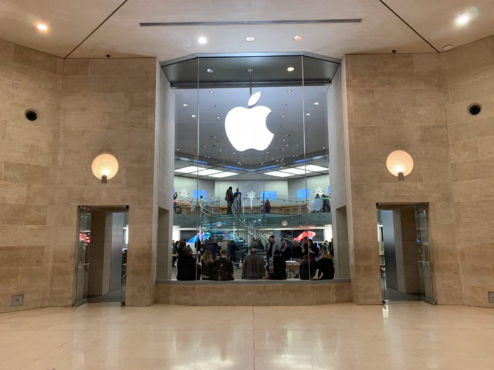 Fermeture de l'Apple Store Carrousel du Louvre