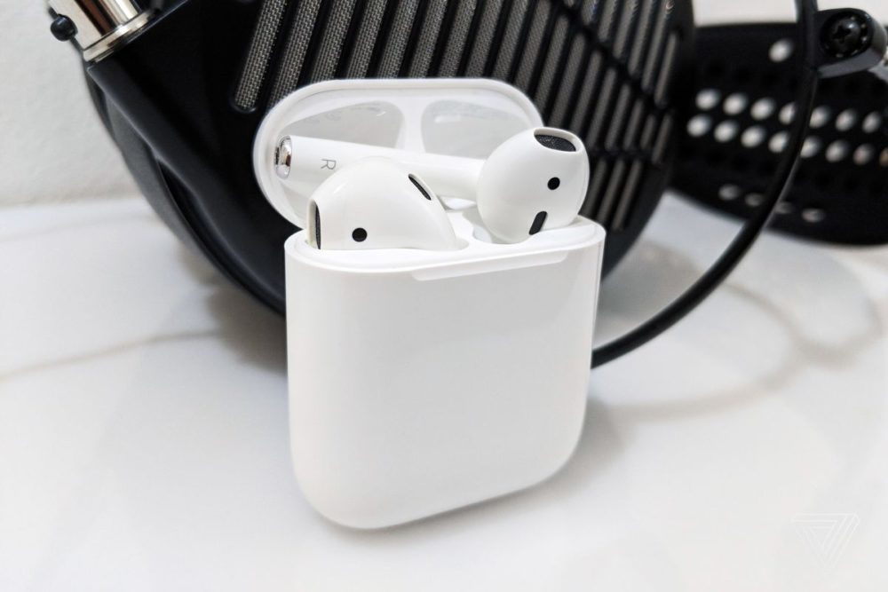 AirPods