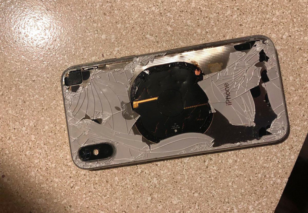 un iPhone X explose