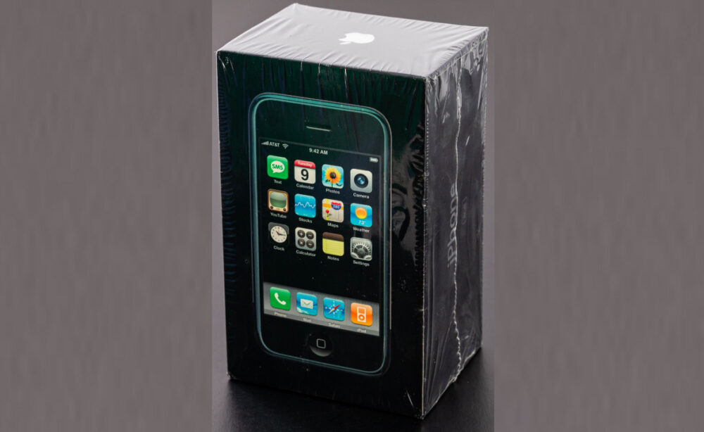 iPhone 2007 Encheres 63356 Dollars 1000x614 Insolite : un iPhone de 2007 dans sa boîte dorigine a été vendu pour plus de 63 300 dollars aux enchères