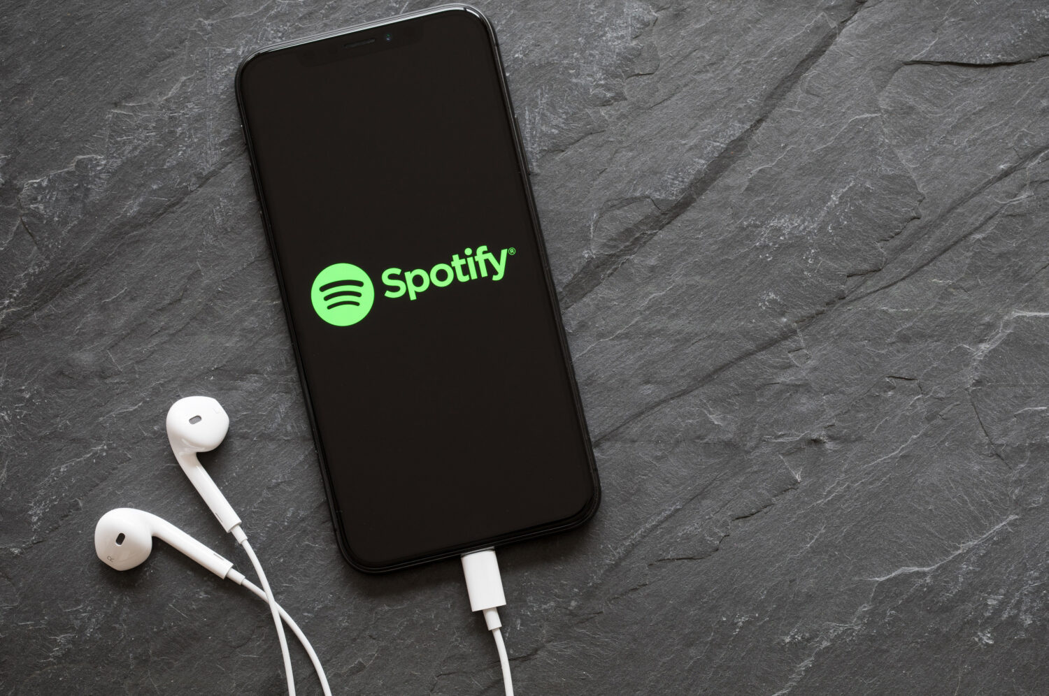 Spotify App iPhone Ecouteurs Une nouvelle hausse des prix est annoncée par Spotify en Europe et dans dautres pays