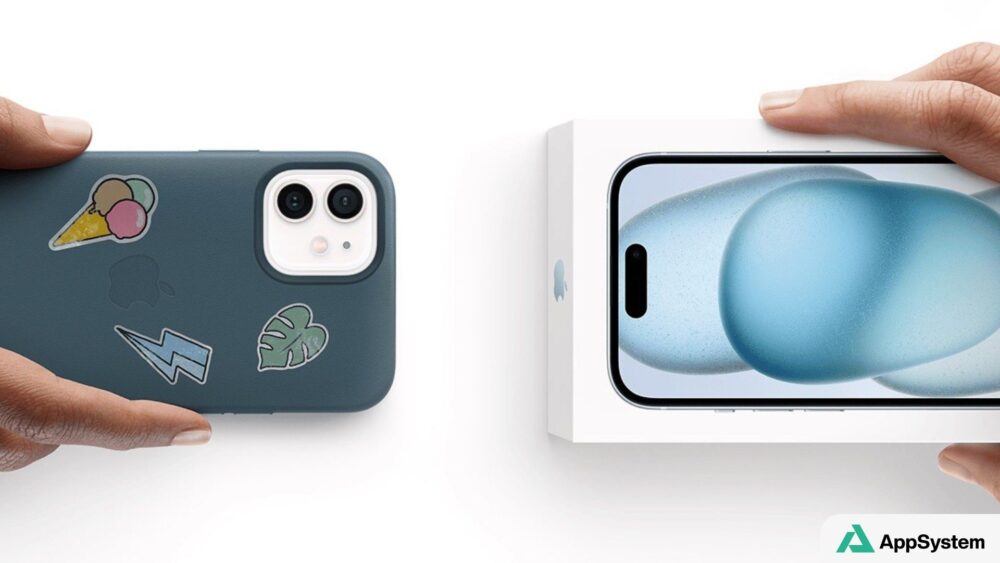 Deux iPhone présentés côte à côte, l’un dans son emballage