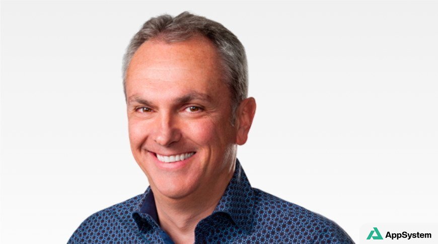 Illustration : Luca Maestri isn't running Apple's Corporate Services anymore