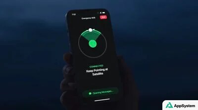 iPhone affichant l’écran de connexion SOS par satellite