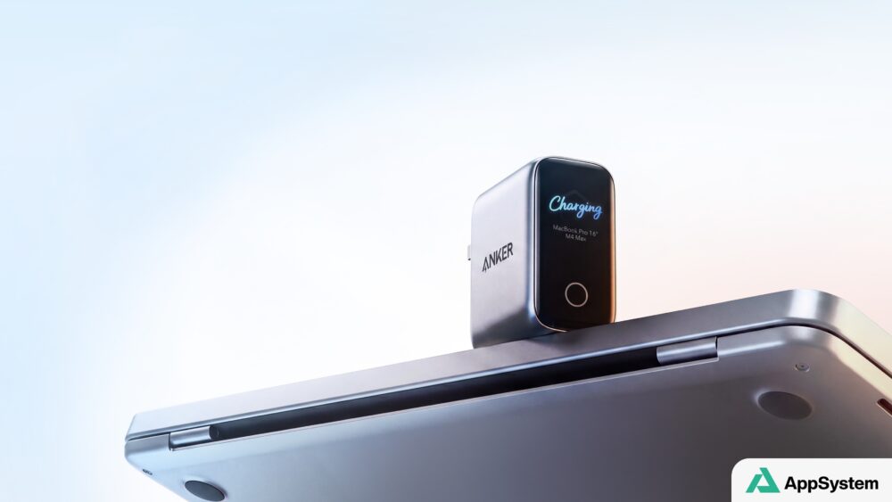 Chargeur Anker affichant la recharge d’un MacBook Pro 16 pouces