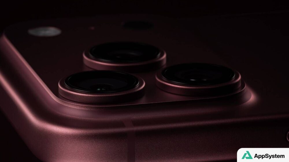 Gros plan sur les trois caméras arrière d’un iPhone 18 Pro