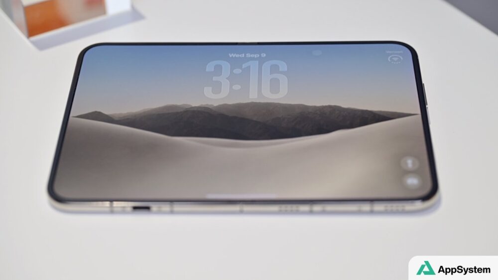 Illustration : Where Apple focused engineering so the iPhone Duo could have desktop-like performance